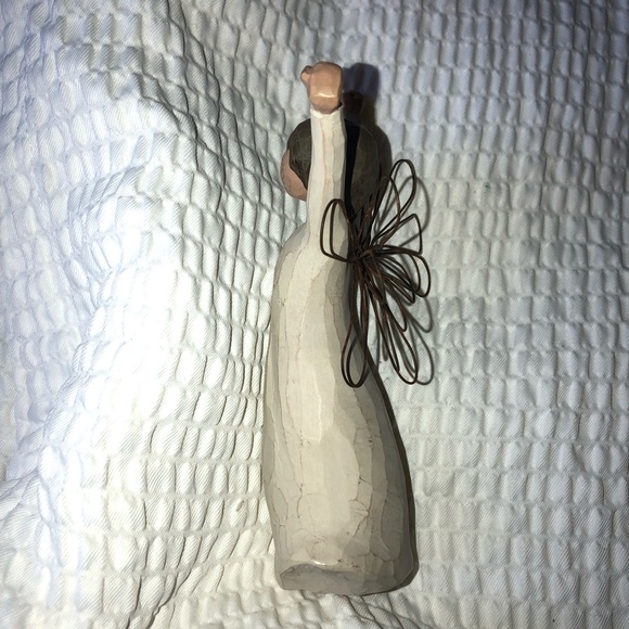 Willow Tree Figurine “Courage” Angel Height 6” inches By: Susan Lordi - Picture 4 of 5